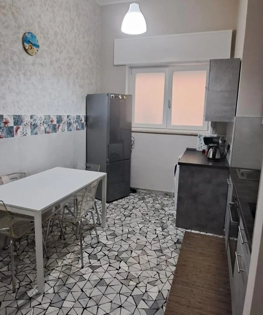 Sorriso Del Mare Apartment Bari Italy